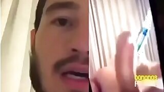 Suposto video do cantor tiago iorc mostrando a rola
